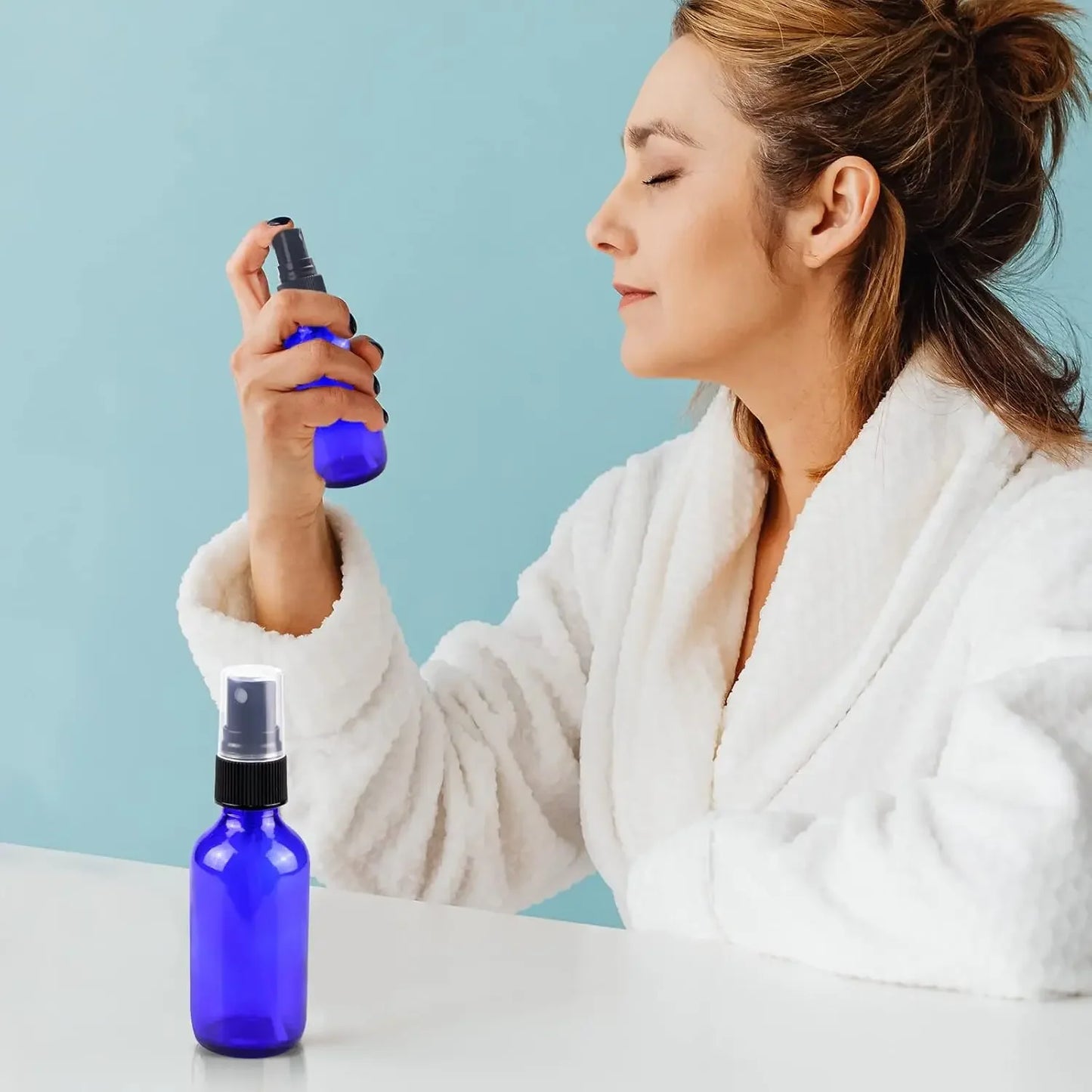 1 Piece 5ml /100ml Blue Glass Spray Bottle with Mist Sprayer for Essential Oil Refillable Portable Travel