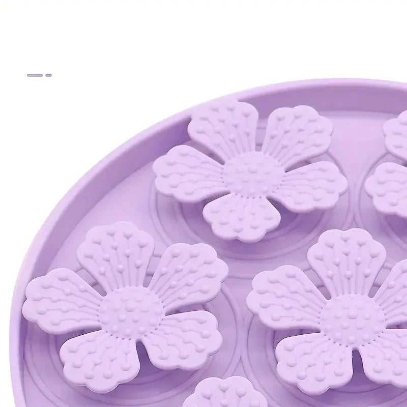 Silicone pet slow feeding mat dog licking mat round with suction cup anti-suffocation cat slow feeding mat